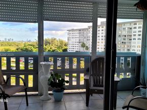 4001 Hillcrest Dr 705, Hollywood FL 33021