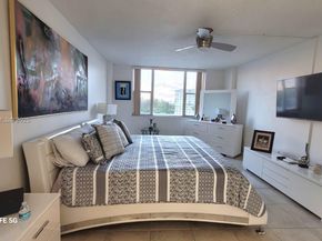 4001 Hillcrest Dr 705, Hollywood FL 33021