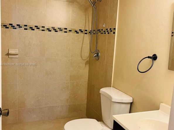 10521 SW 157th Pl 106, Miami FL 33196