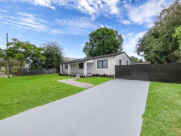 2250 NW 95th St, Miami FL 33147