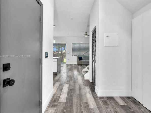 4331 SW 124th Way, Miramar FL 33027