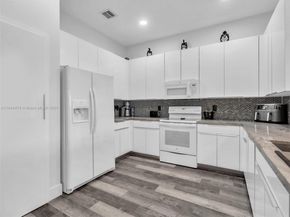 4331 SW 124th Way, Miramar FL 33027