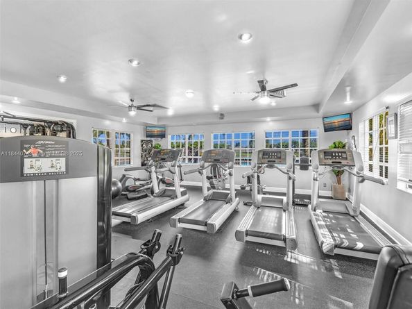 4331 SW 124th Way, Miramar FL 33027