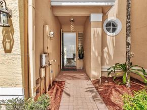 4331 SW 124th Way, Miramar FL 33027