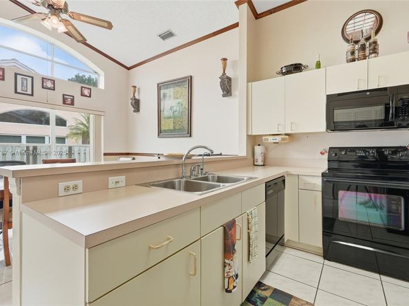 5295 NW 54th St, Coconut Creek FL 33073