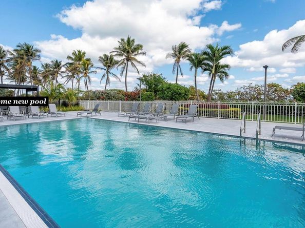 4301 Collins Ave 803, Miami Beach FL 33140