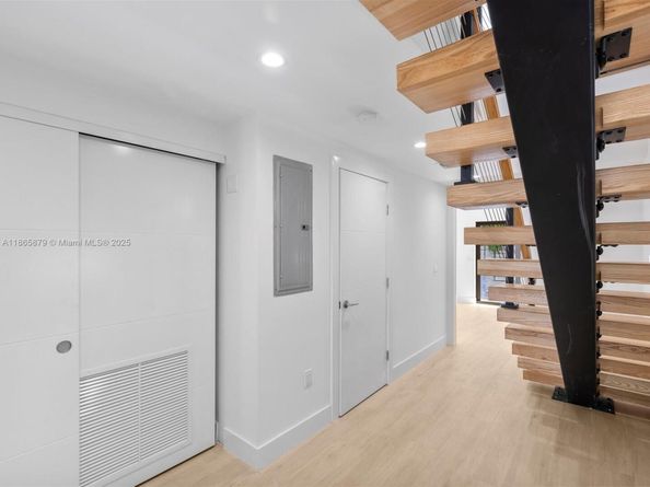 1134 71st St, Miami Beach FL 33141