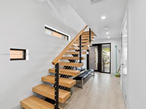 1134 71st St, Miami Beach FL 33141