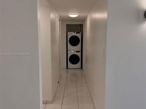 8050 NW 8th St 1307, Miami FL 33126