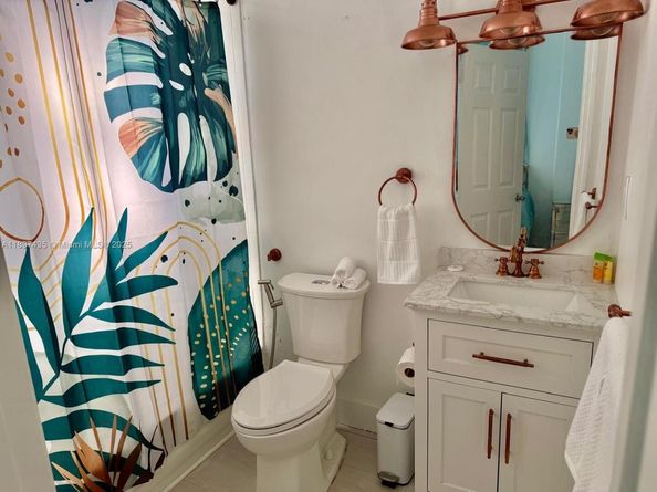 1342 Drexel Ave 206, Miami Beach FL 33139
