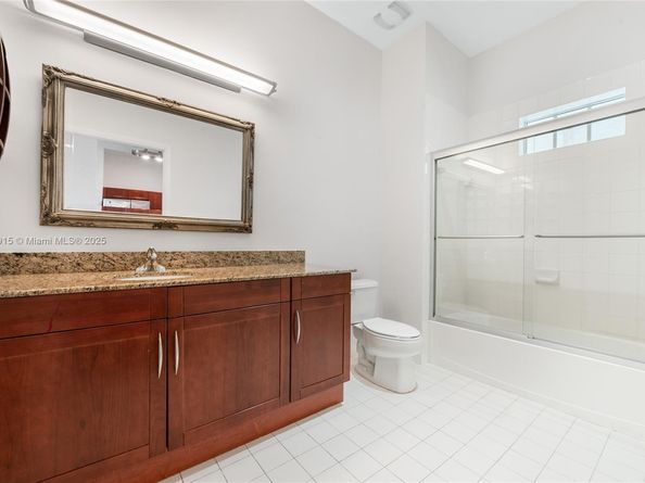 Undisclosed Address #A11860915, Miami FL 33156