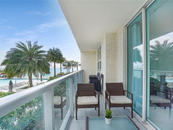 1155 Brickell Bay Dr 704, Miami FL 33131