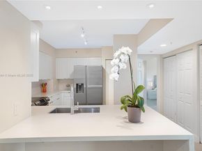 1155 Brickell Bay Dr 704, Miami FL 33131