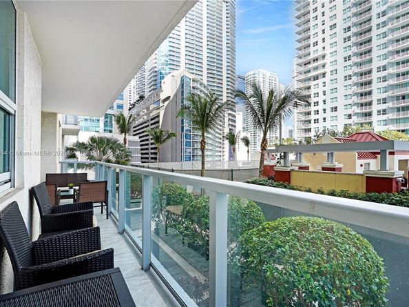 1155 Brickell Bay Dr 704, Miami FL 33131