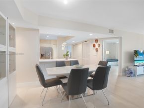 1155 Brickell Bay Dr 704, Miami FL 33131