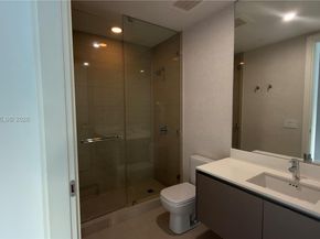 3250 NE 188th St 204, Aventura FL 33180