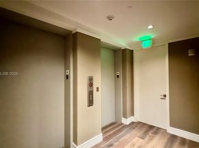 3250 NE 188th St 204, Aventura FL 33180