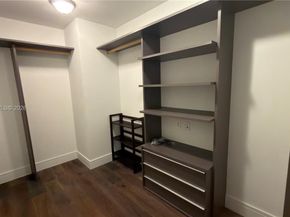 3250 NE 188th St 204, Aventura FL 33180