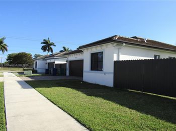 16825 SW 109th Pl
