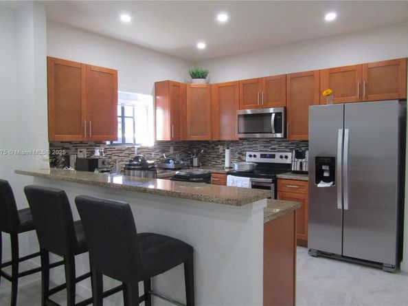 16825 SW 109th Pl, Miami FL 33157