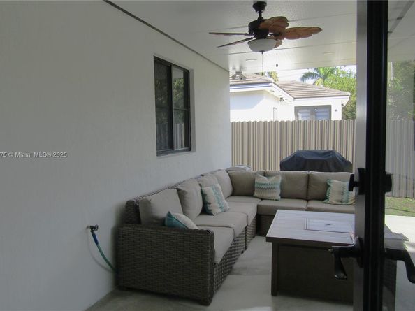 16825 SW 109th Pl, Miami FL 33157