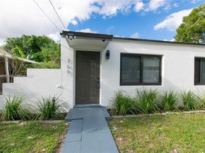 769 NW 118th St, Miami FL 33168