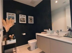 3300 NE 188 St. 611, Aventura FL 33180