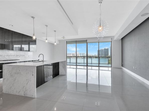 3300 NE 188 St. 611, Aventura FL 33180