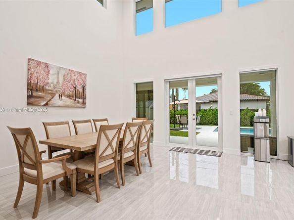 457 Lafayette Dr, Miami Springs FL 33166