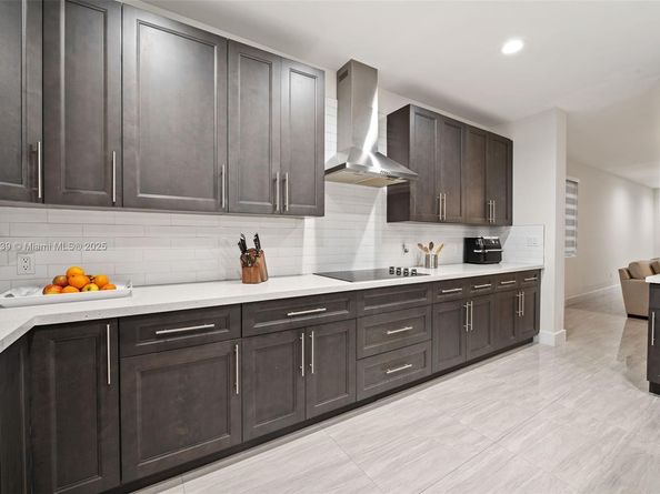 457 Lafayette Dr, Miami Springs FL 33166