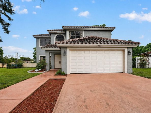 1580 SW 87th Ter, Pembroke Pines FL 33025