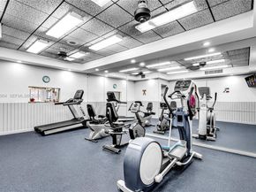 18370 Mediterranean Blvd 125, Hialeah FL 33015