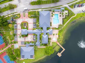 18370 Mediterranean Blvd 125, Hialeah FL 33015