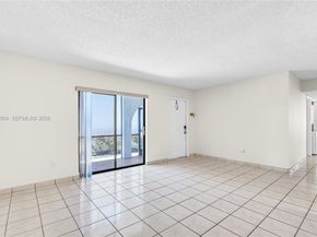 18370 Mediterranean Blvd 125, Hialeah FL 33015