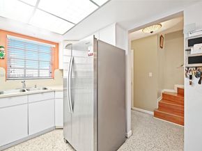 7445 W 16th Ave, Hialeah FL 33014
