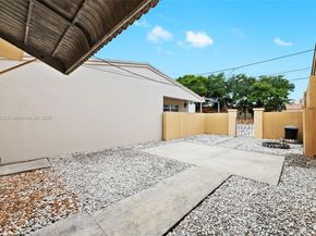 7445 W 16th Ave, Hialeah FL 33014