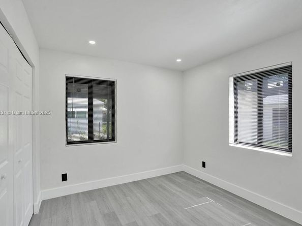 1628 NE 7th Ave, Fort Lauderdale FL 33305