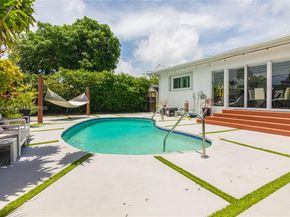 7549 Adventure Ave, North Bay Village FL 33141