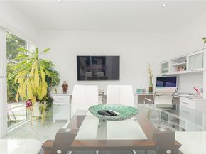 7549 Adventure Ave, North Bay Village FL 33141