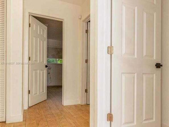 2510 NE 207th Ter, Miami FL 33180