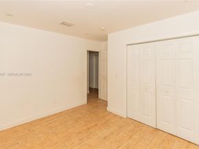 2510 NE 207th Ter, Miami FL 33180