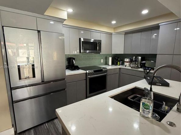 13380 SW 91st Ter E, Miami FL 33186