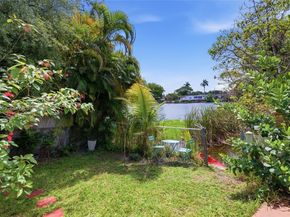 737 SW 2nd Ct, Hallandale Beach FL 33009