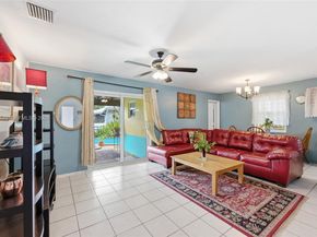 737 SW 2nd Ct, Hallandale Beach FL 33009