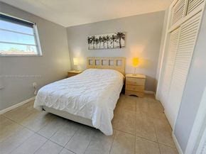 16790 NE 14th Ave 208, Miami FL 33162