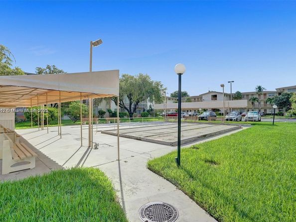 16790 NE 14th Ave 208, Miami FL 33162