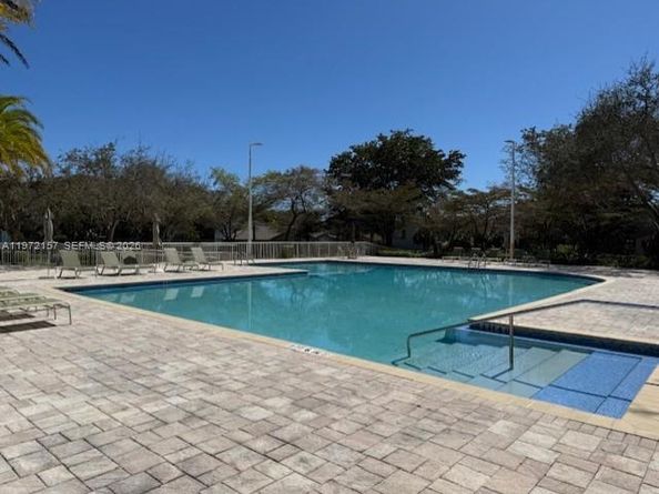 11483 SW 109th Rd 2F, Miami FL 33176