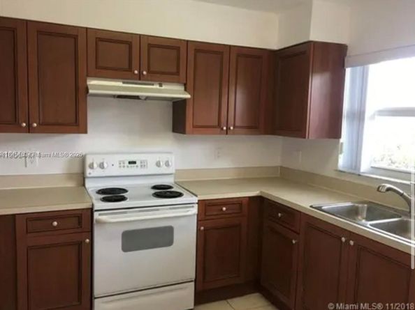 2748 NW 131st St, Opa-Locka FL 33054