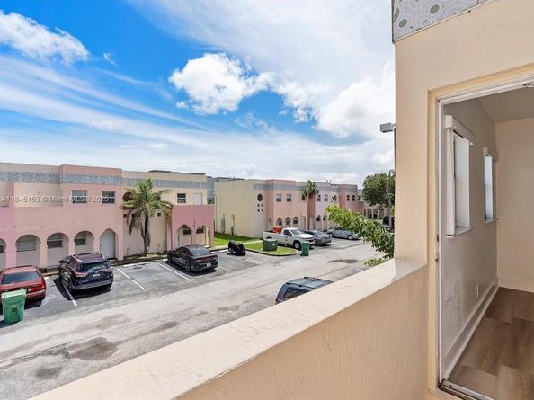 2748 NW 131st St, Opa-Locka FL 33054