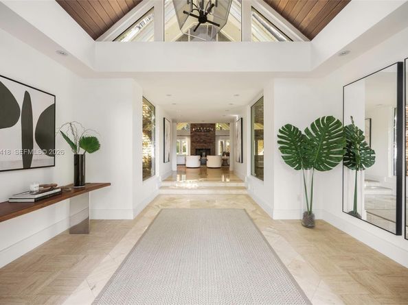 9000 Arvida Dr, Coral Gables FL 33156